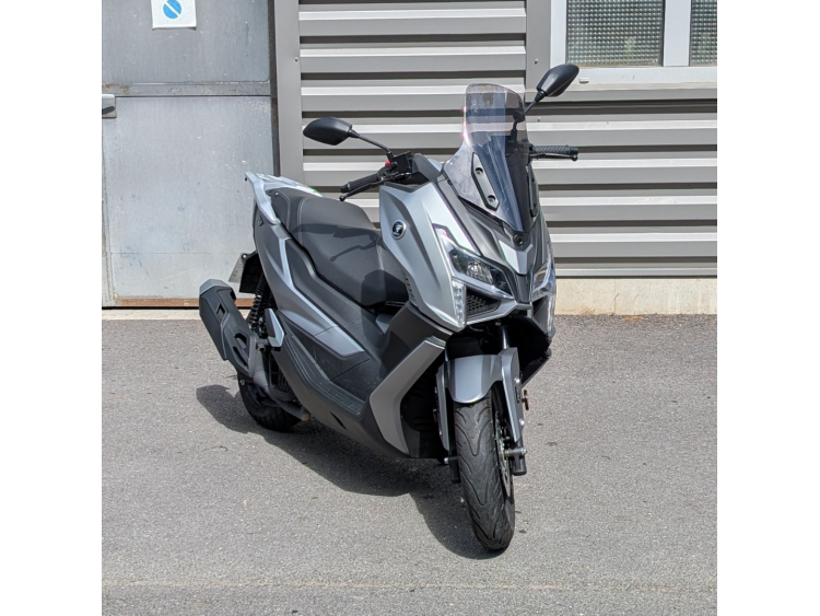 VOGE SR1 125