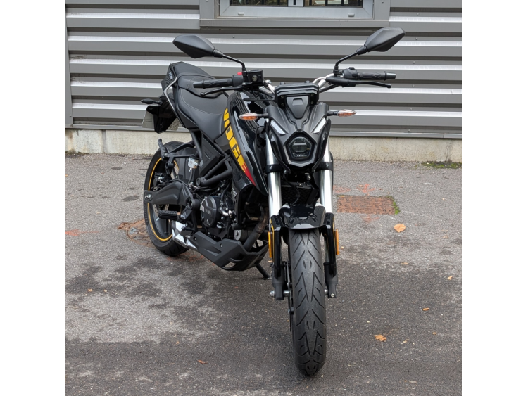 VOGE R 125