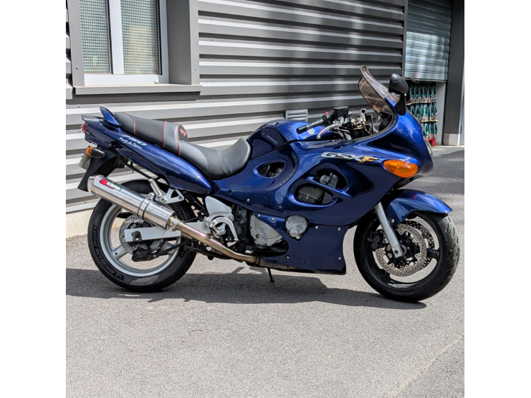 SUZUKI GSX 750 F